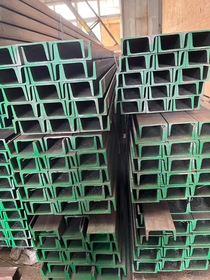 兴文幕墙槽钢插芯